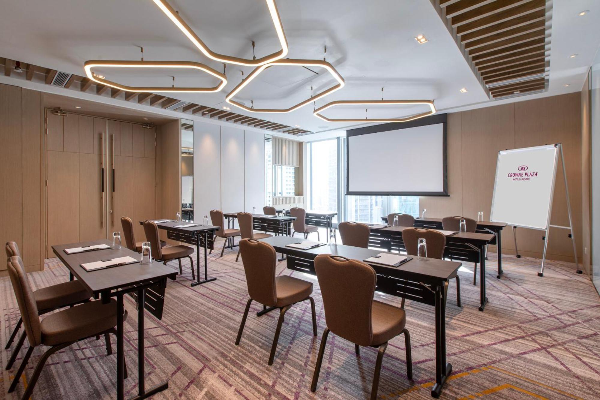 Crowne Plaza Kuala Lumpur City Centre By Ihg Exterior photo